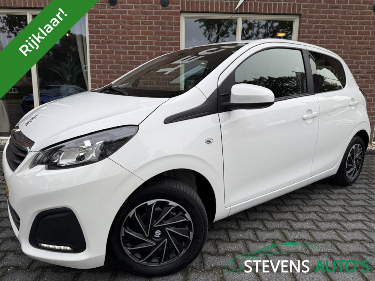 Peugeot 108 - 1.0 e-VTi Active AIRCO / RIJKLAAR / INCL GARANTIE - AutoWereld.nl