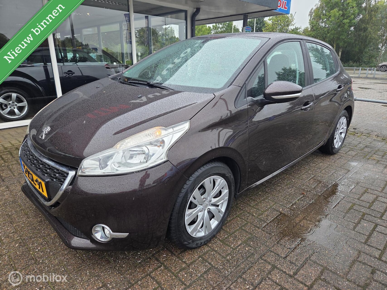 Peugeot 208 - 1.4 VTi Active 5 deurs Airco Cruise Camera - AutoWereld.nl