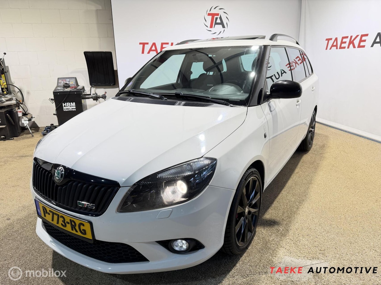 Skoda Fabia Combi - 1.4 TSI RS AUT/CLIMA/CRUISE/DAKJE/STOELVER - AutoWereld.nl