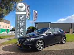 Volvo V40 - T3 R-Design | Rijklaarprijs | Trekhaak |