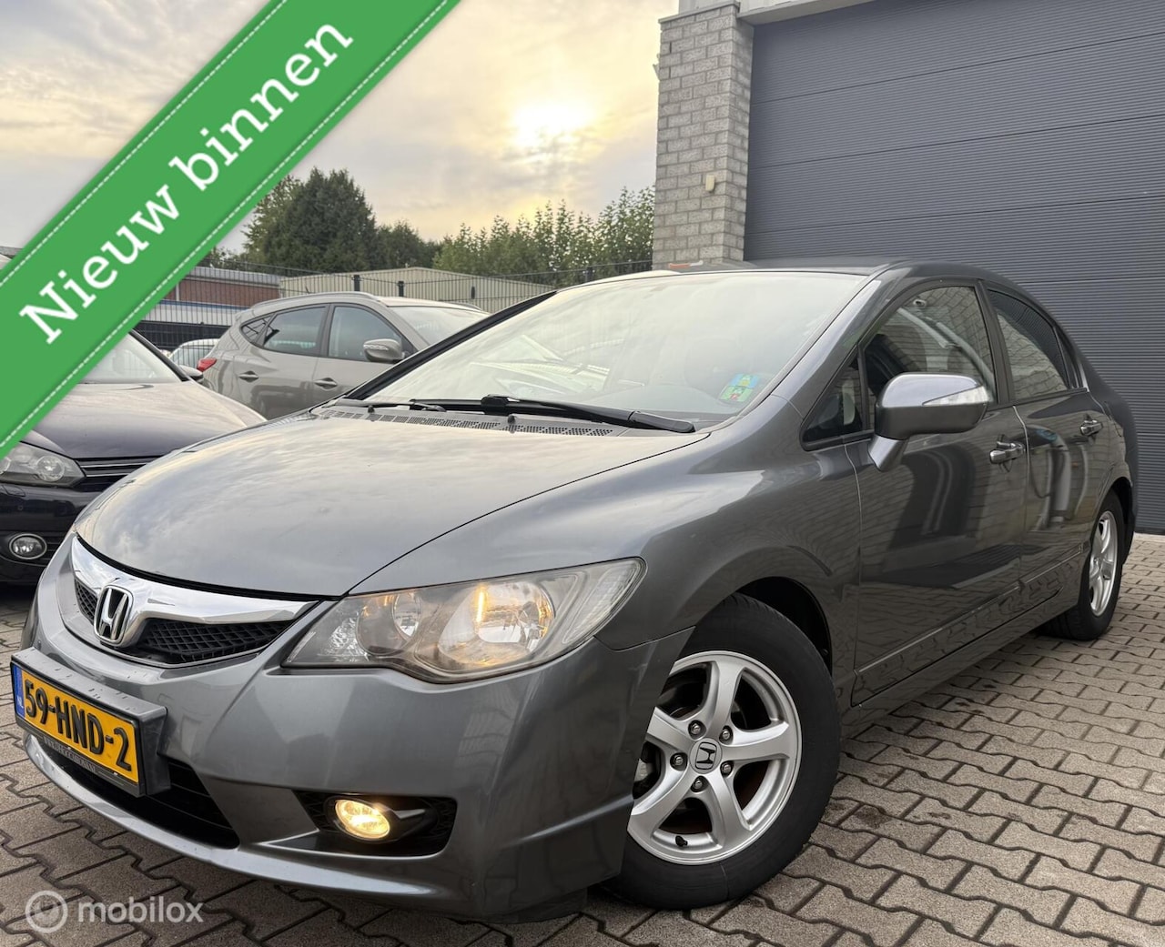 Honda Civic - 1.3 Hybrid / Automaat /178.000KM /Dealer onderh. - AutoWereld.nl