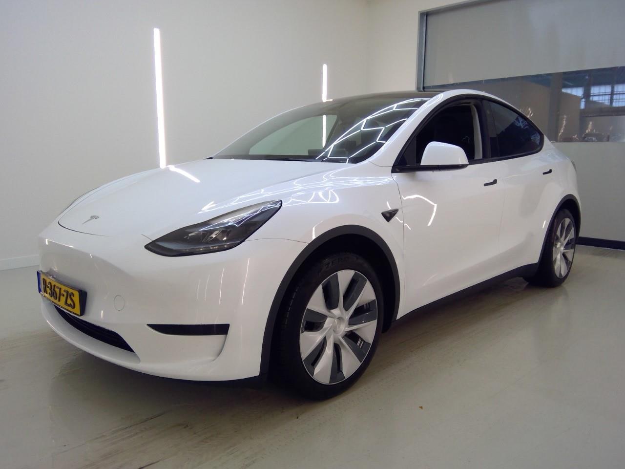 Tesla Model Y - Standard RWD Plus 299pk 89.1% SoH [ TREKHAAK+AMD RYZEN+AUTOPILOT+19 INCH+PREMIUM AUDIO ] - AutoWereld.nl
