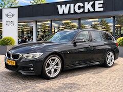 BMW 3-serie Touring - 318i M Sport Edition Panorama AUT Leder PDC