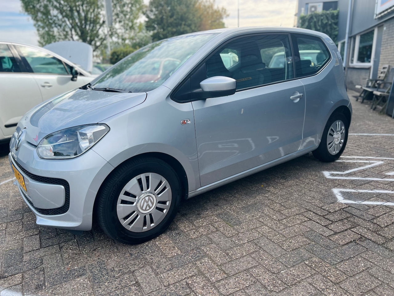 Volkswagen Up! - 1.0 move up! BlueMotion 1.0 move up! BlueMotion - AutoWereld.nl