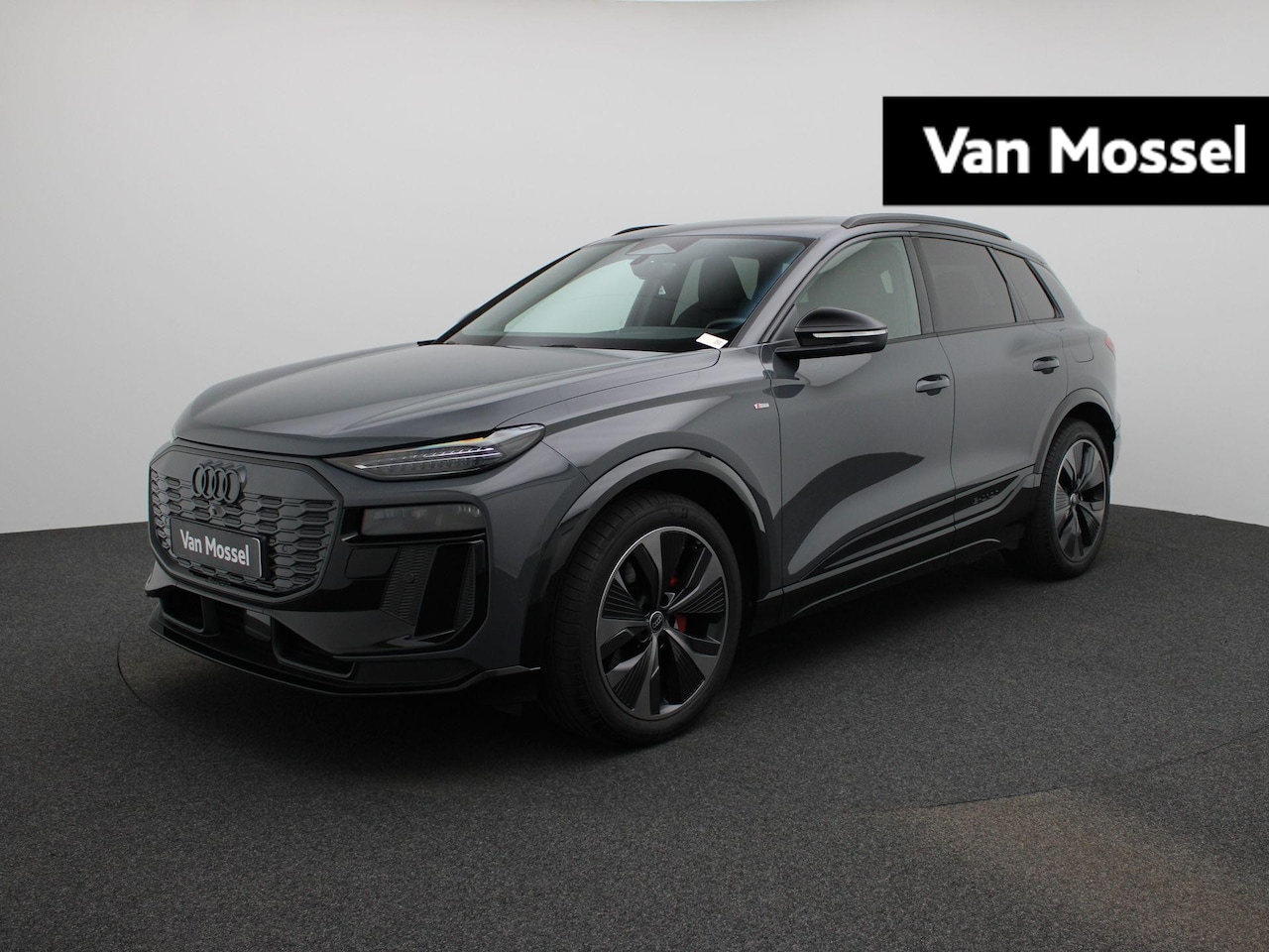 Audi Q6 e-tron - edition performance 100 kWh 306 PK | S-Line | Automaat | Panoramadak | Luchtvering | Trekh - AutoWereld.nl