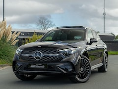 Mercedes-Benz GLC-klasse - 400e 4MATIC AMG|Panoramadak|Achterasbesturing|Luchtvering|360°camera|Burmester®|Keyless|Di