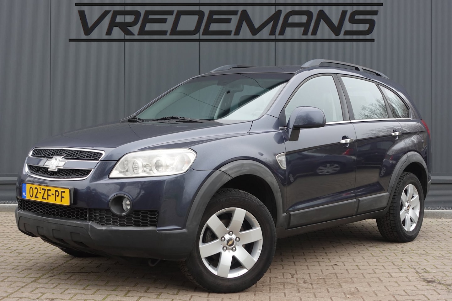 Chevrolet Captiva - 2.4i Class 7-PERS - AutoWereld.nl