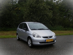 Honda Jazz - 1.2 S . 5 Deurs . Airco . Elec ramen enspiegels . LMV . enz