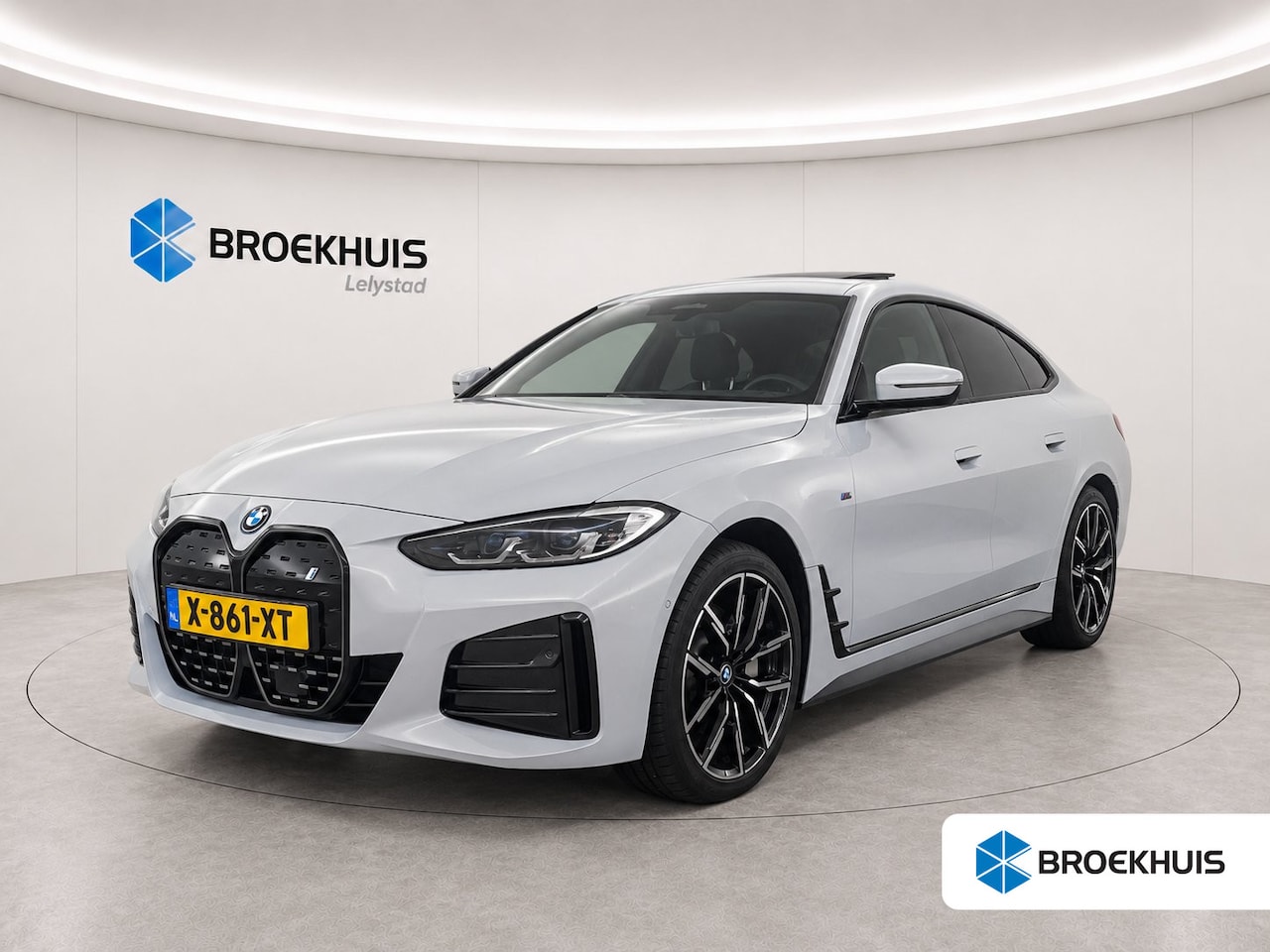 BMW i4 - eDRIVE40 84KWH 340PK HIGH EXECUTIVE M-SPORT SOH 92,34% / NAVI / FULL-LED / CAMERA / 19" LM - AutoWereld.nl