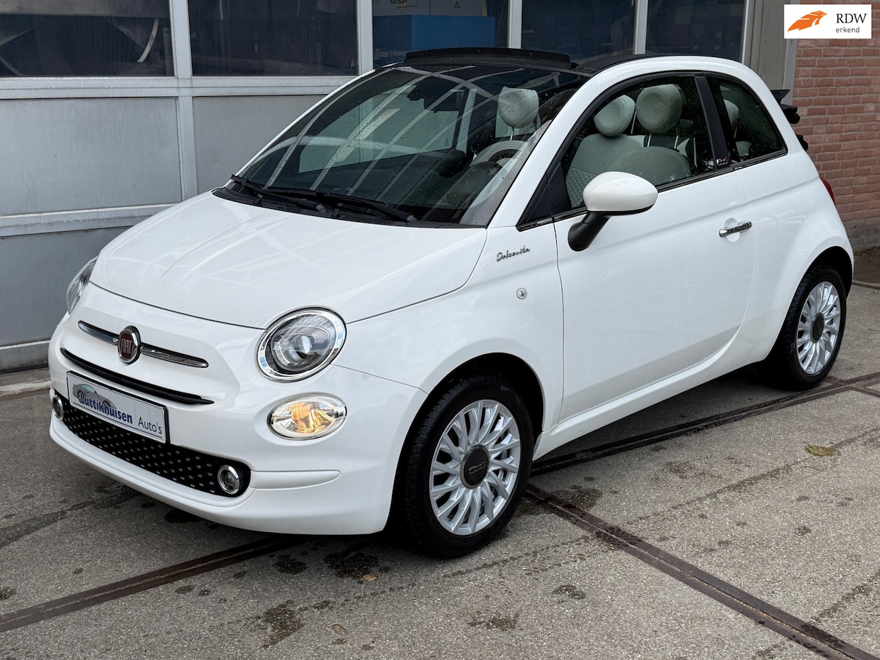 Fiat 500 C - 1.0 Hybrid Dolcevita 1.0 Hybrid Dolcevita,Cabrio,Cruise,Airco,52488 km,LMV - AutoWereld.nl