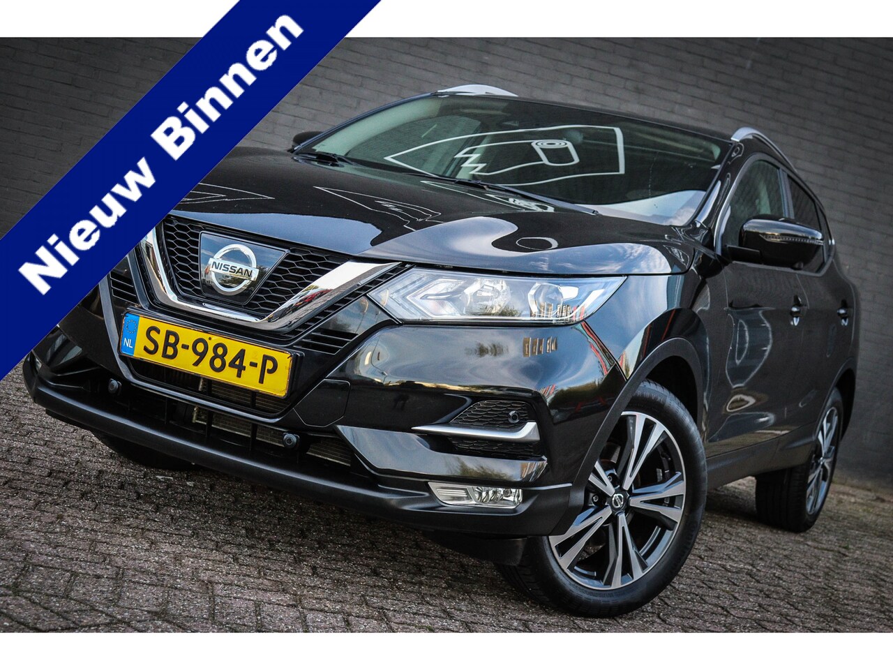 Nissan Qashqai - 1.2 N-Connecta Net binnen - Nu al te bezichtigen - AutoWereld.nl