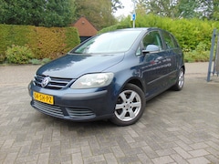 Volkswagen Golf Plus - 1.6 FSI Comfortline Business