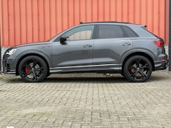 Audi Q3 - 45 TFSI quattro 3x S-Line RSQ3 Look Pano Camera 20"