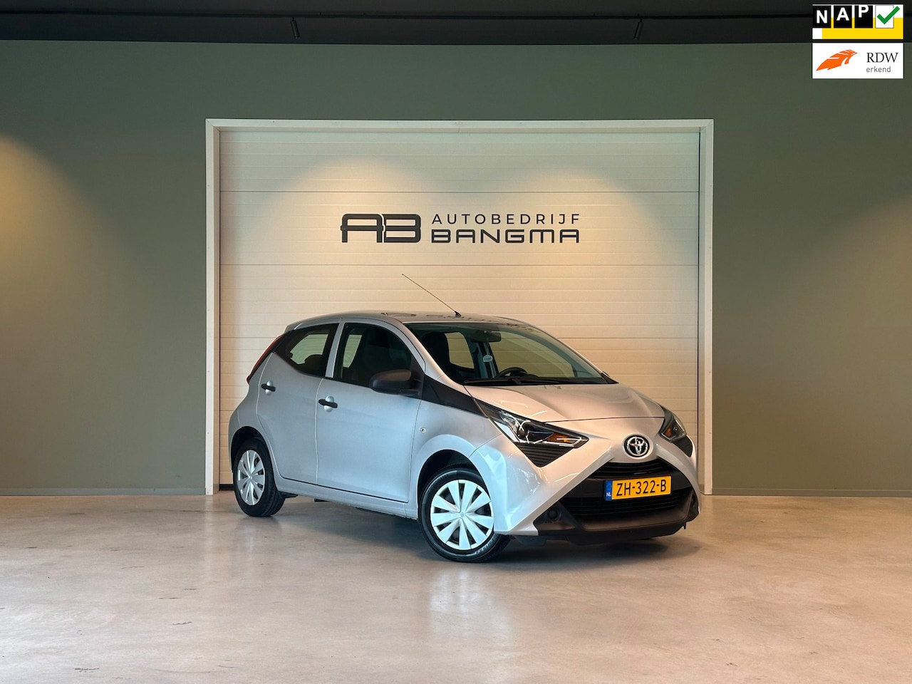 Toyota Aygo - 1.0 VVT-i 5-DEURS X-uitv|BLUETOOTH|AUX+USB|85.837 km NAP|RECENT OH + nwe BANDEN + REMMEN|A - AutoWereld.nl