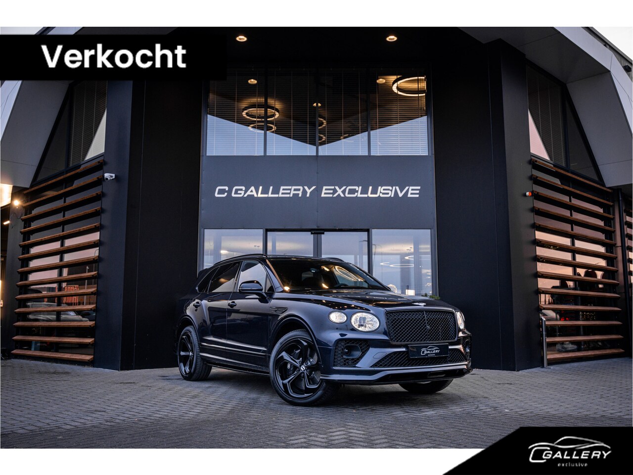 Bentley Bentayga - 4.0 V8 S - Origineel NL | Keramisch | NAIM | Stoelkoeling & Massage - AutoWereld.nl