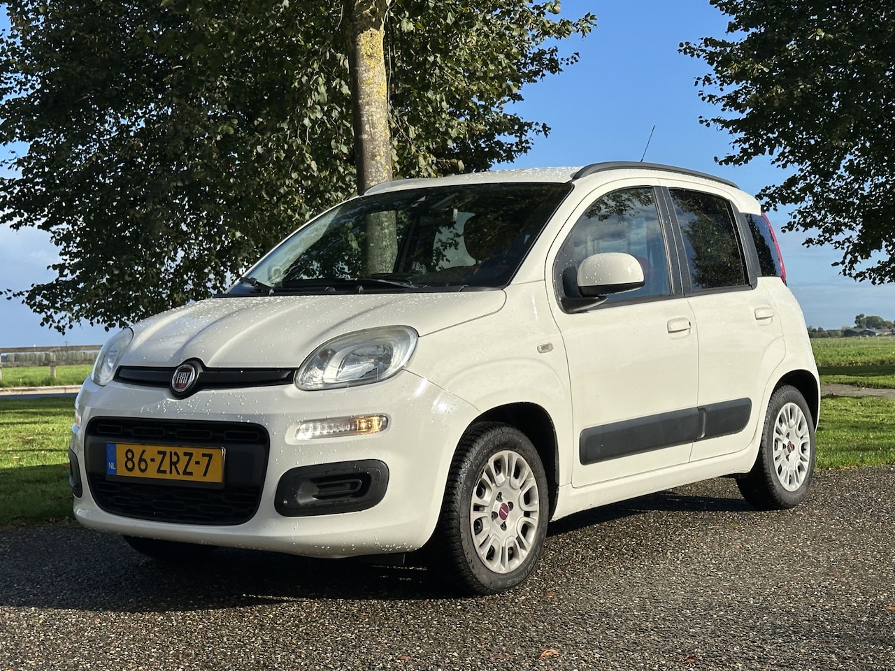 Fiat Panda - 0.9 TwinAir Lounge Automaat * Dealer onderhouden - AutoWereld.nl