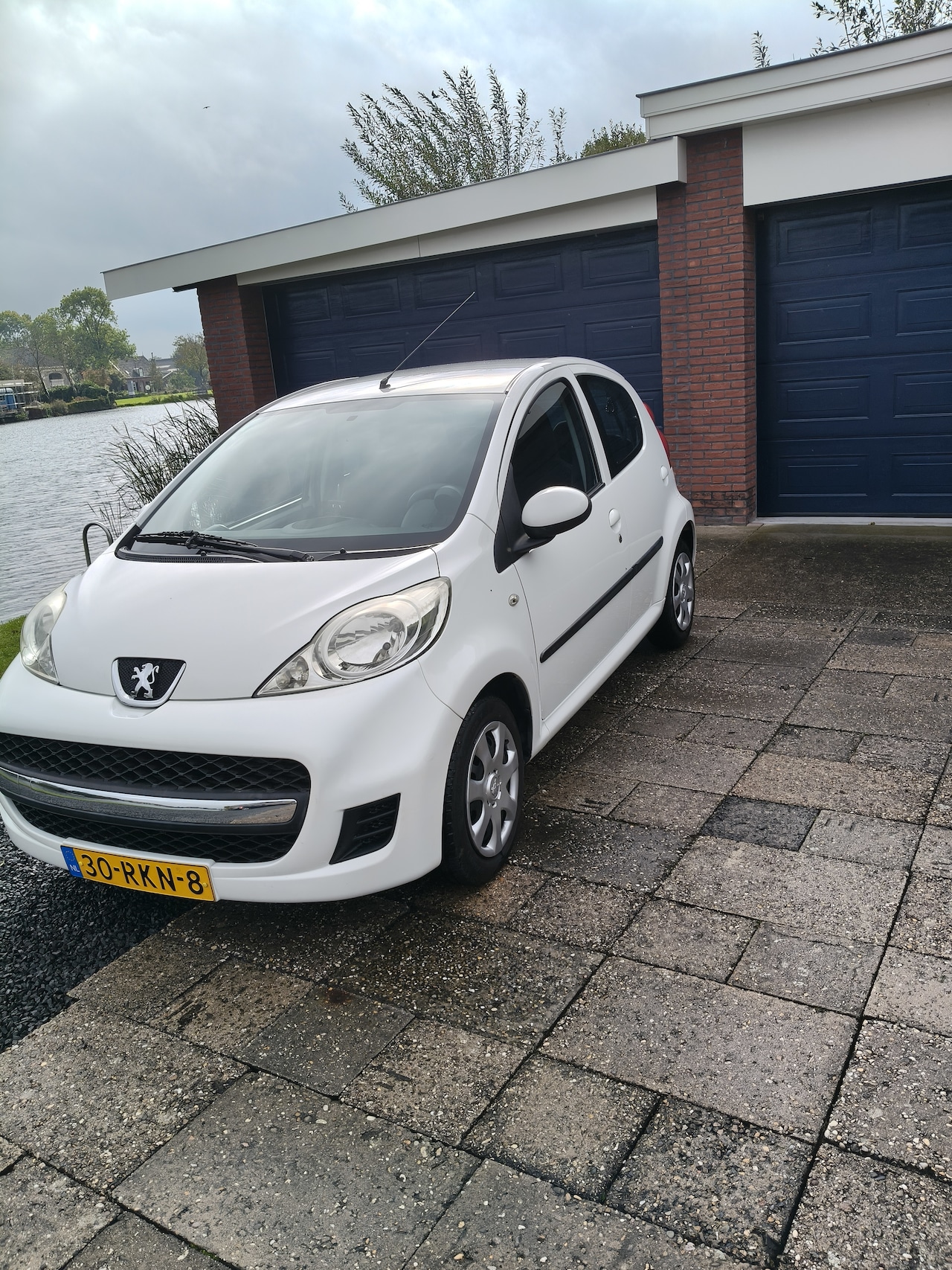 Peugeot 107 - 1.0-12V XS - AutoWereld.nl