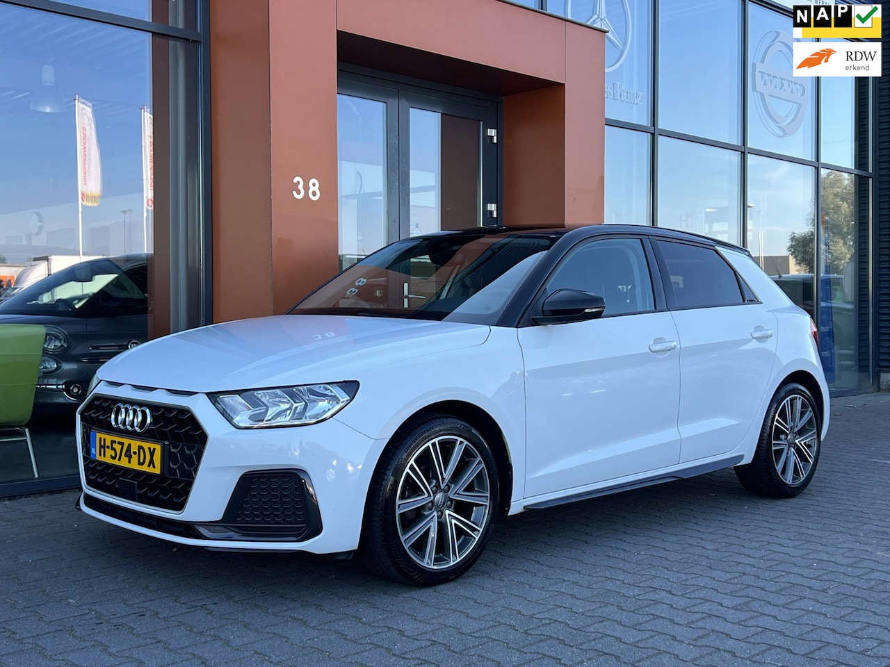 Audi A1 Sportback - 25TFSI epic|Carplay|Bluetooth|Clima|Cruise - AutoWereld.nl