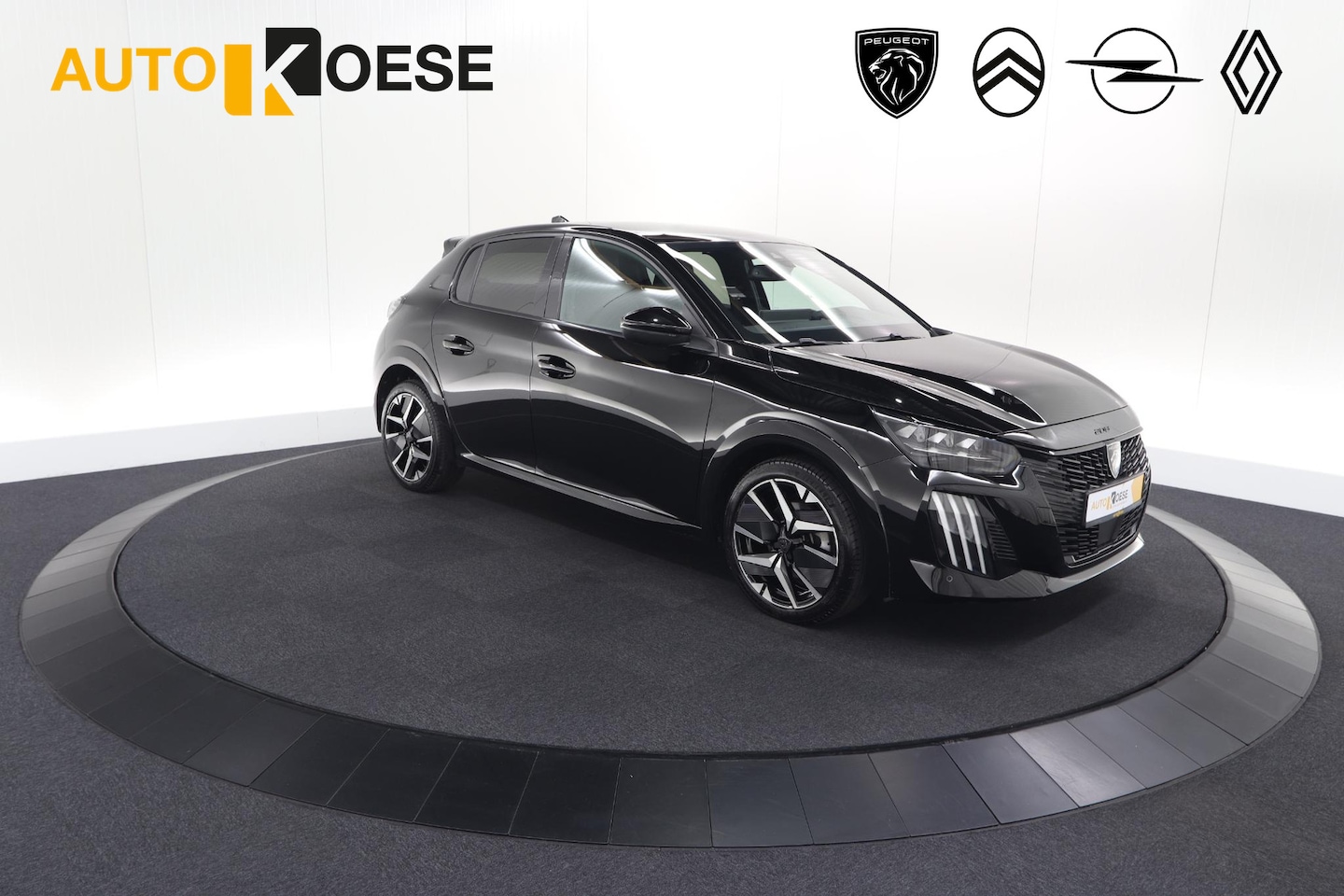 Peugeot 208 - 1.2 Hybrid 145 e-DCS6 GT | Alcantara Pakket | Camera | Apple Carplay | Stoelverwarming - AutoWereld.nl