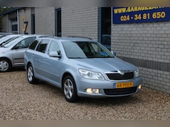 Skoda Octavia Combi - 1.2 TSI Ambition Airco Navi Trekh