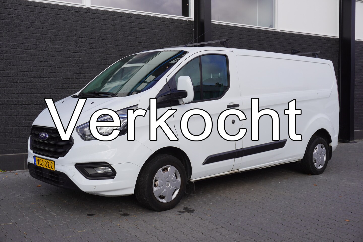Ford Transit Custom - 2.0 TDCI 130PK L2 EURO 6 - Airco - Navi - Cruise - €12.950,- Excl. - AutoWereld.nl