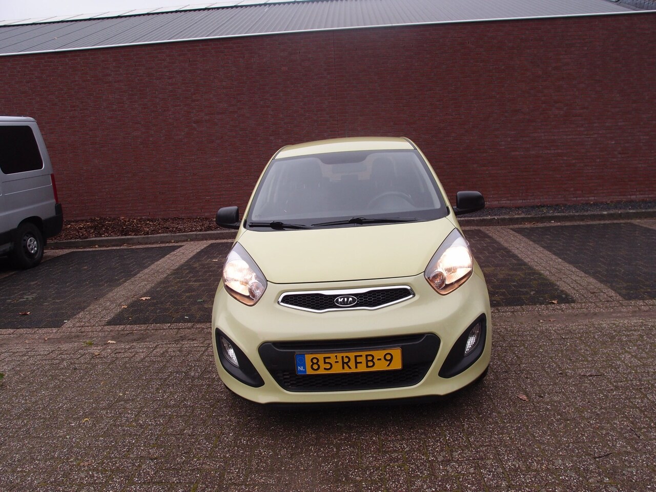 Kia Picanto - 1.2 CVVT Comfort Pack 1.2 CVVT Comfort Pack - AutoWereld.nl