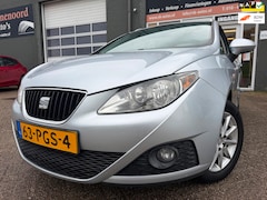 SEAT Ibiza ST - 1.4 Style met trekhaak met bluetooth en cruise controle en airco
