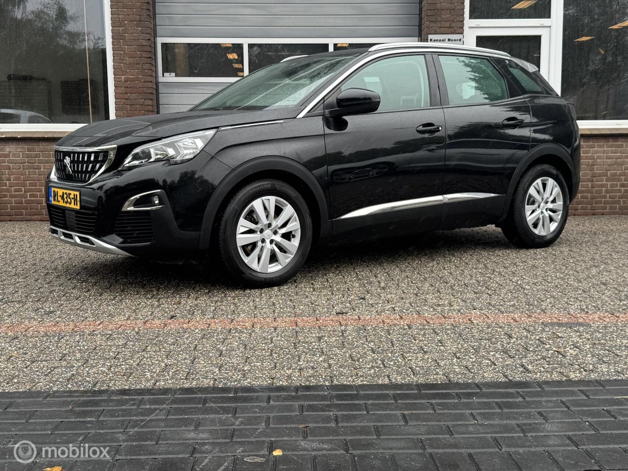 Peugeot 3008 - 1.2 PureTech Active AIRCO/NAVIGATIE/CRUISE - AutoWereld.nl