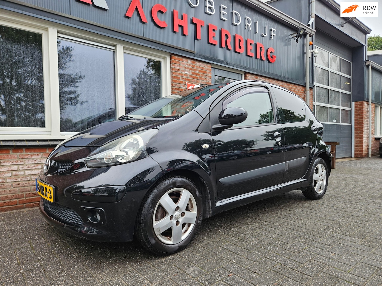 Toyota Aygo - 1.0-12V + Automaat! 5-Deurs! Airco! Leuke/Nette Auto! - AutoWereld.nl