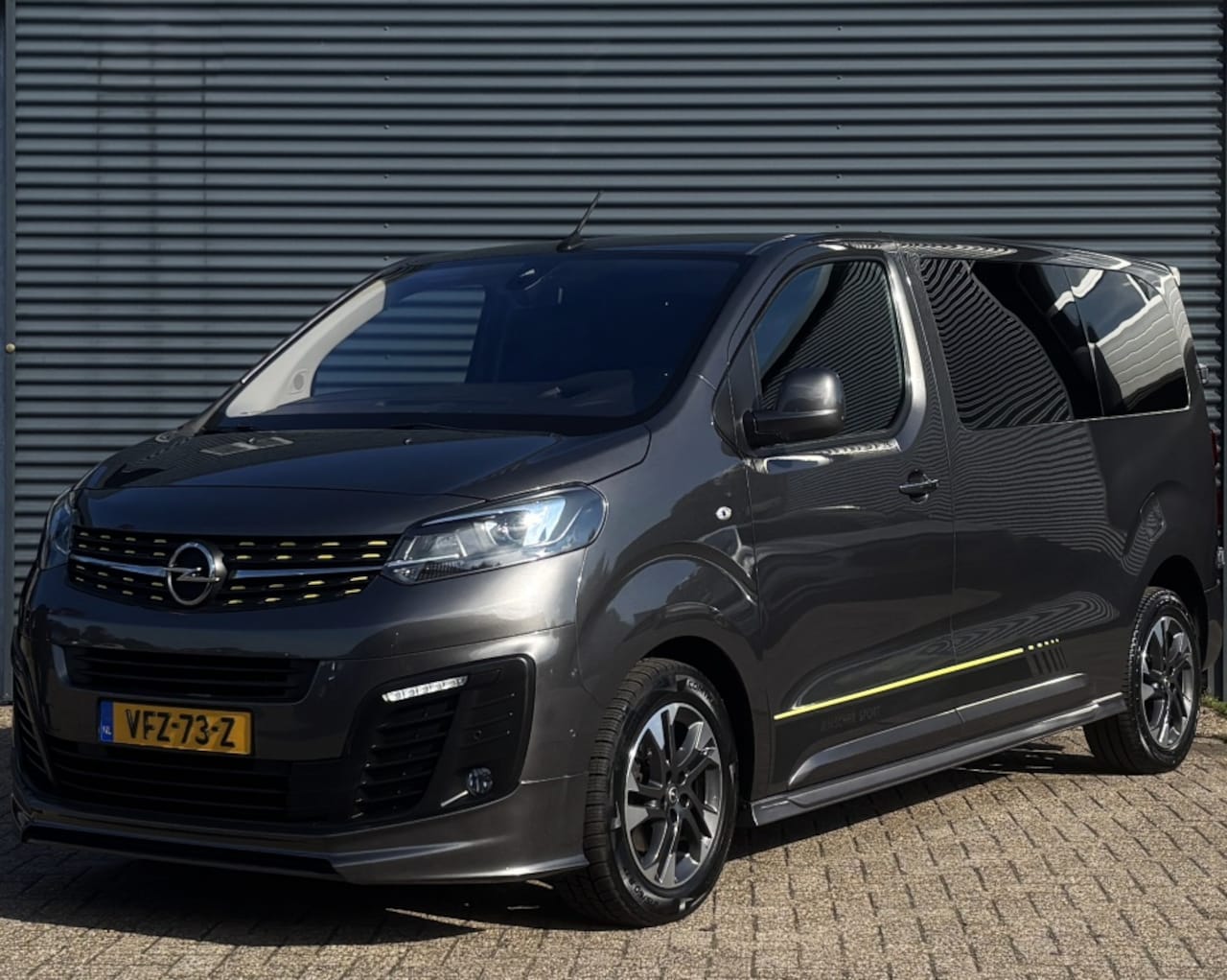 Opel Vivaro - GB 2.0 Diesel 177pk L3H1 S/S Aut - AutoWereld.nl