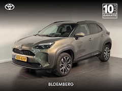 Toyota Yaris Cross - 1.5 Hybrid 115 First Edition Winterpack | Stoel / Stuur en voorruitverwarming | Parkeersen