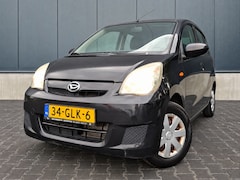 Daihatsu Cuore - 1.0 Trend | Automaat | 5 deurs | NAP | GEEN STUURBEKRACHTIGING |