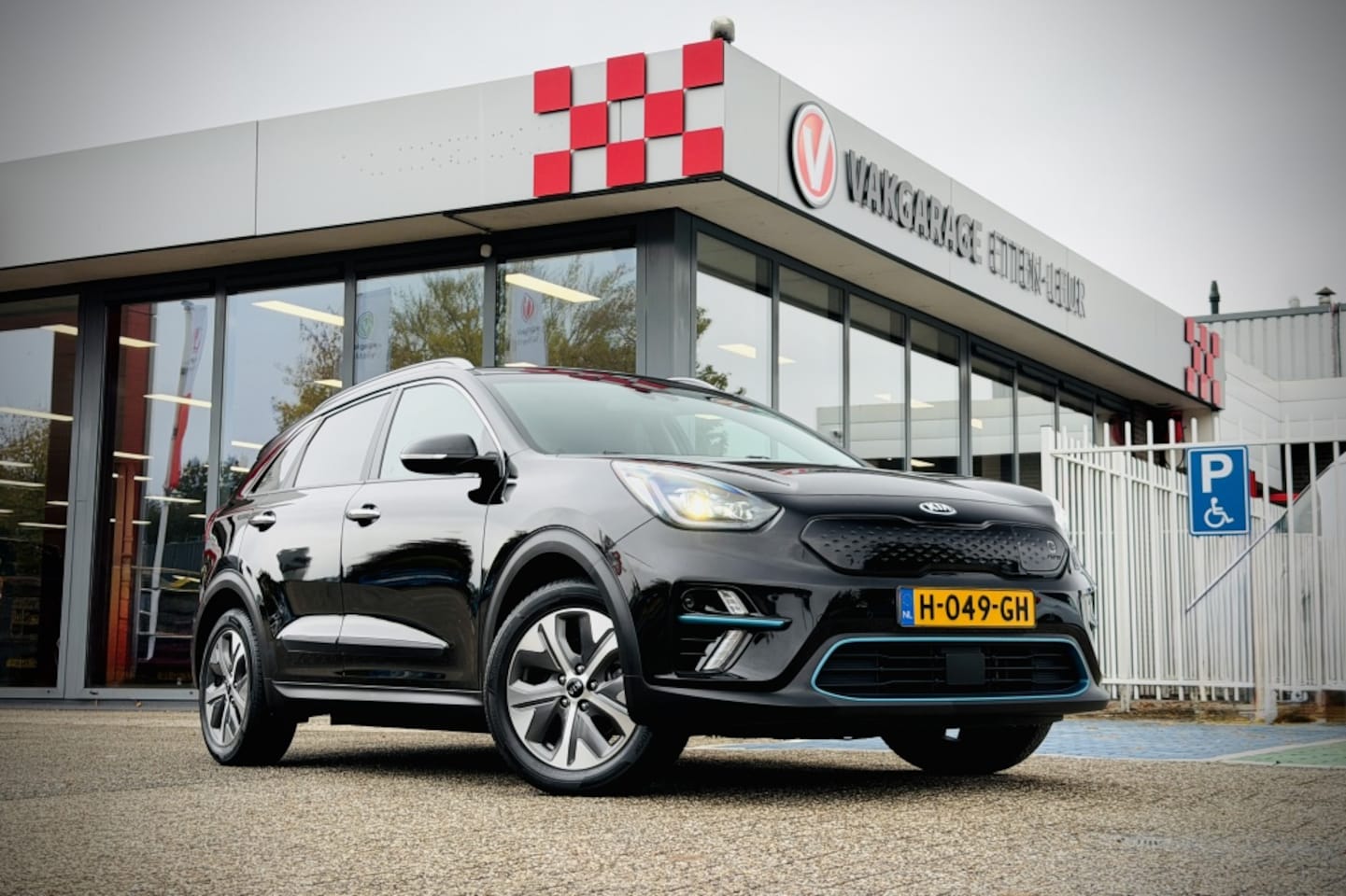 Kia e-Niro - ExecutiveLine 64 kWh | WARMTEPOMP | JBL | STOEL VERWARMING + KOELING - AutoWereld.nl