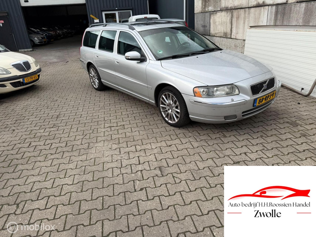 Volvo V70 - 2.4 D5 Edition 2.4 D5 Edition - AutoWereld.nl