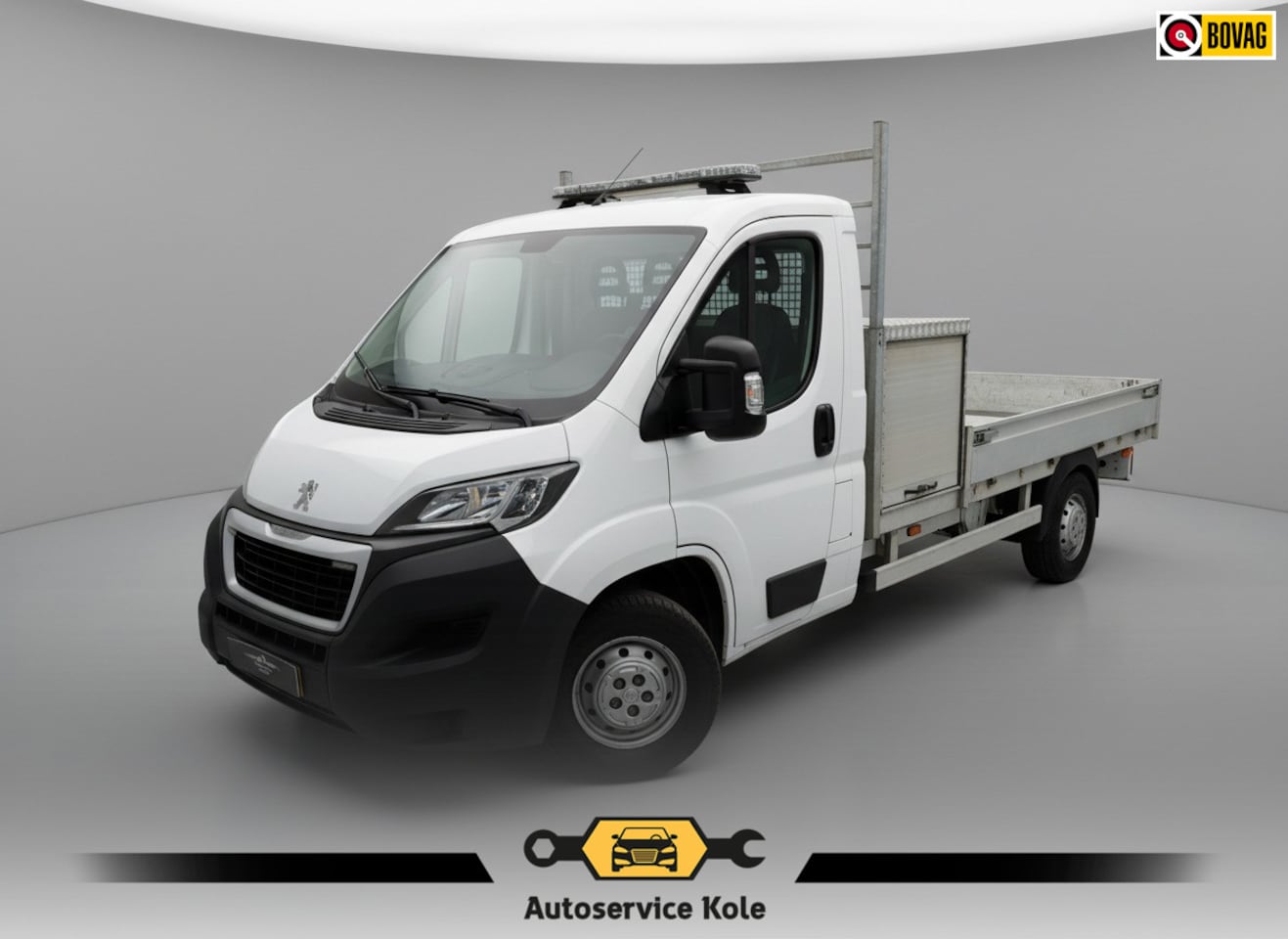 Peugeot Boxer - 333 * Euro 6 * Pick-up * Airco * Bijrijdersbank * Open laadbak * - AutoWereld.nl