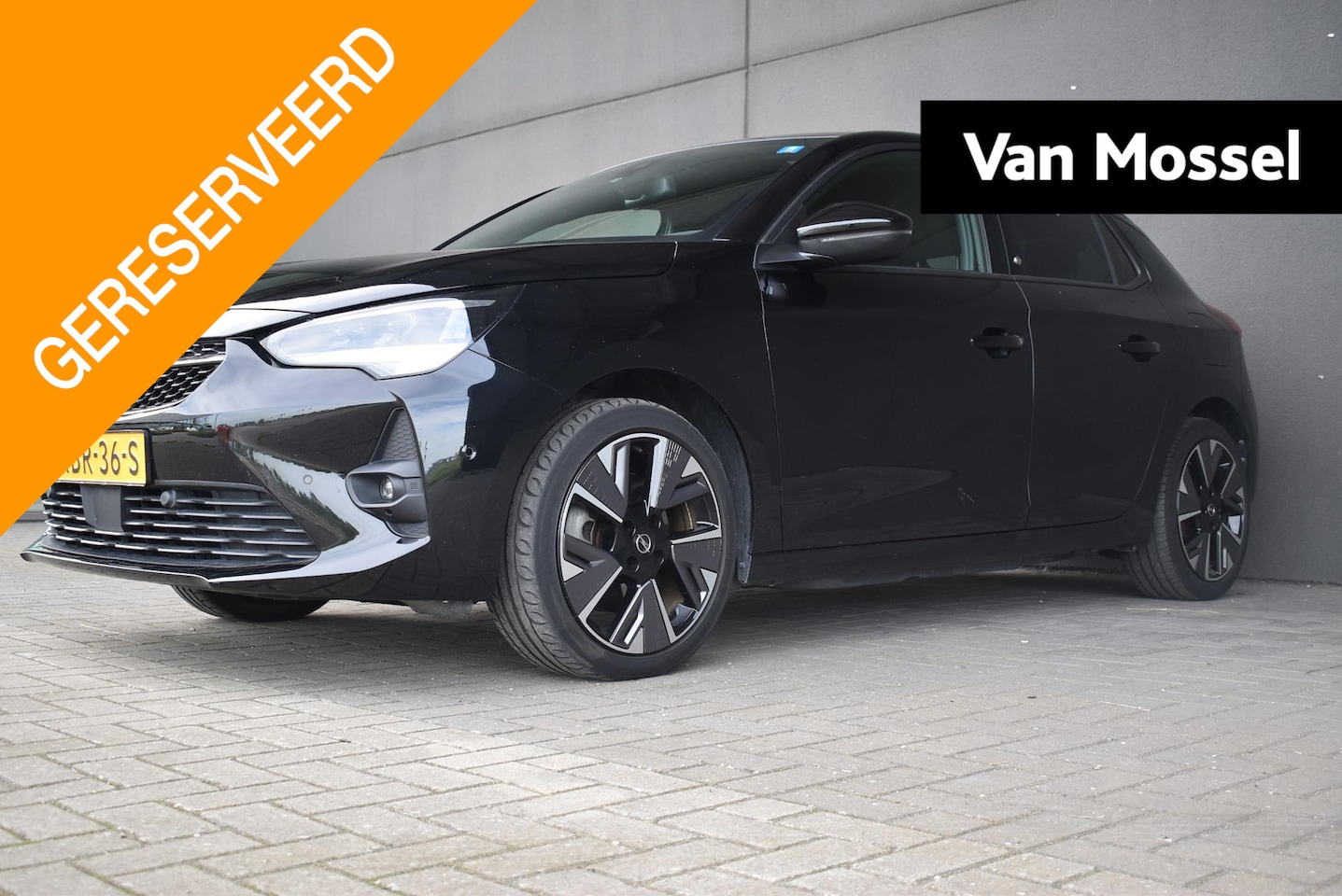 Opel Corsa-e - GS Line 50 kWh | Camera | Apple Carplay/Android Auto | 17" Lichtmetalen velgen - AutoWereld.nl