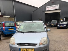 Ford Fiesta - 1.3-8V Style