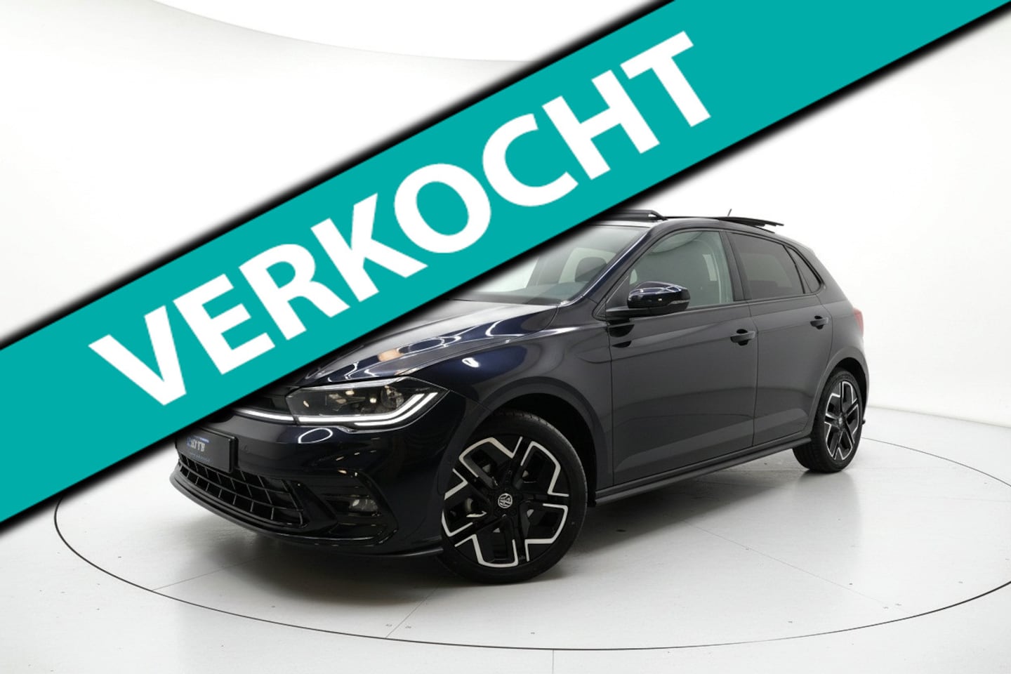 Volkswagen Polo - 1.0 TSI 2x R Line PANO VIRTUAL ACC CAMERA - AutoWereld.nl