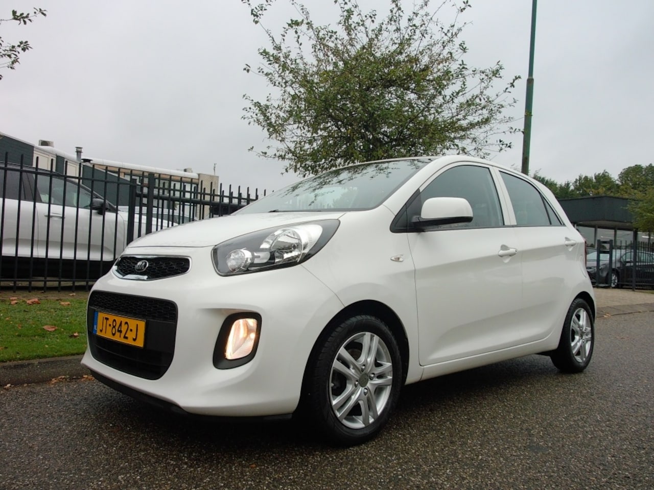 Kia Picanto - 1.0 CVVT 69 PK ECO DynamicLine AIRCO 1 ste Eigenaar NL-Auto - AutoWereld.nl