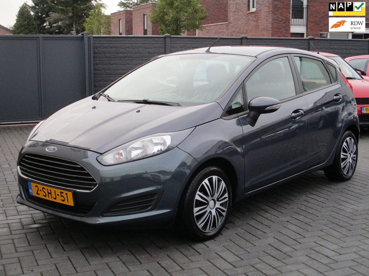 Ford Fiesta - 1.0 Style Airco EL Pakket 5 Deurs !! - AutoWereld.nl