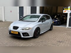 SEAT Leon - 2.0 TFSI Cupra 310 - Miltek - alarm - Xenon