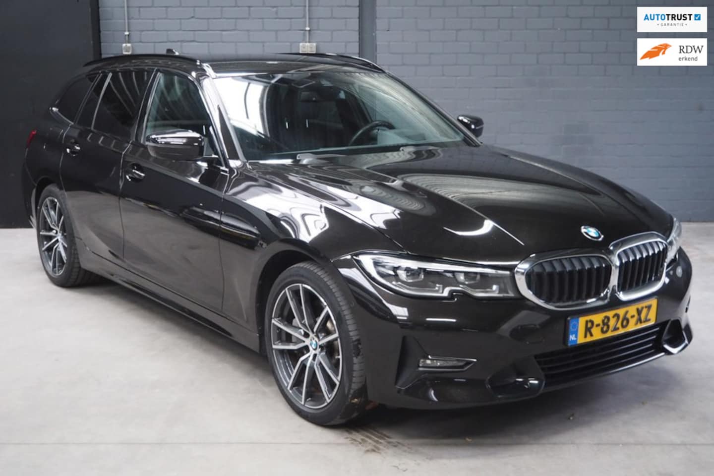 BMW 3-serie Touring - 330e xDrive High Executive 330e xDrive High Executive - AutoWereld.nl