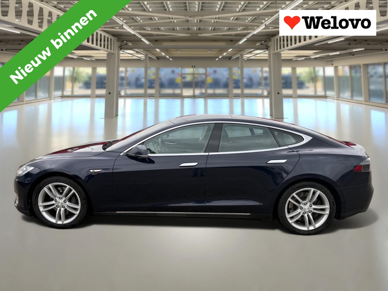 Tesla Model S - 85 Base Free Super Charge !! Auto Pilot Pano dak - AutoWereld.nl