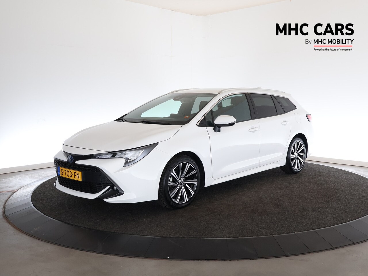 Toyota Corolla Touring Sports - 1.8 Hybrid Business Plus | Navi | Clima | 12 maanden BOVAG | - AutoWereld.nl