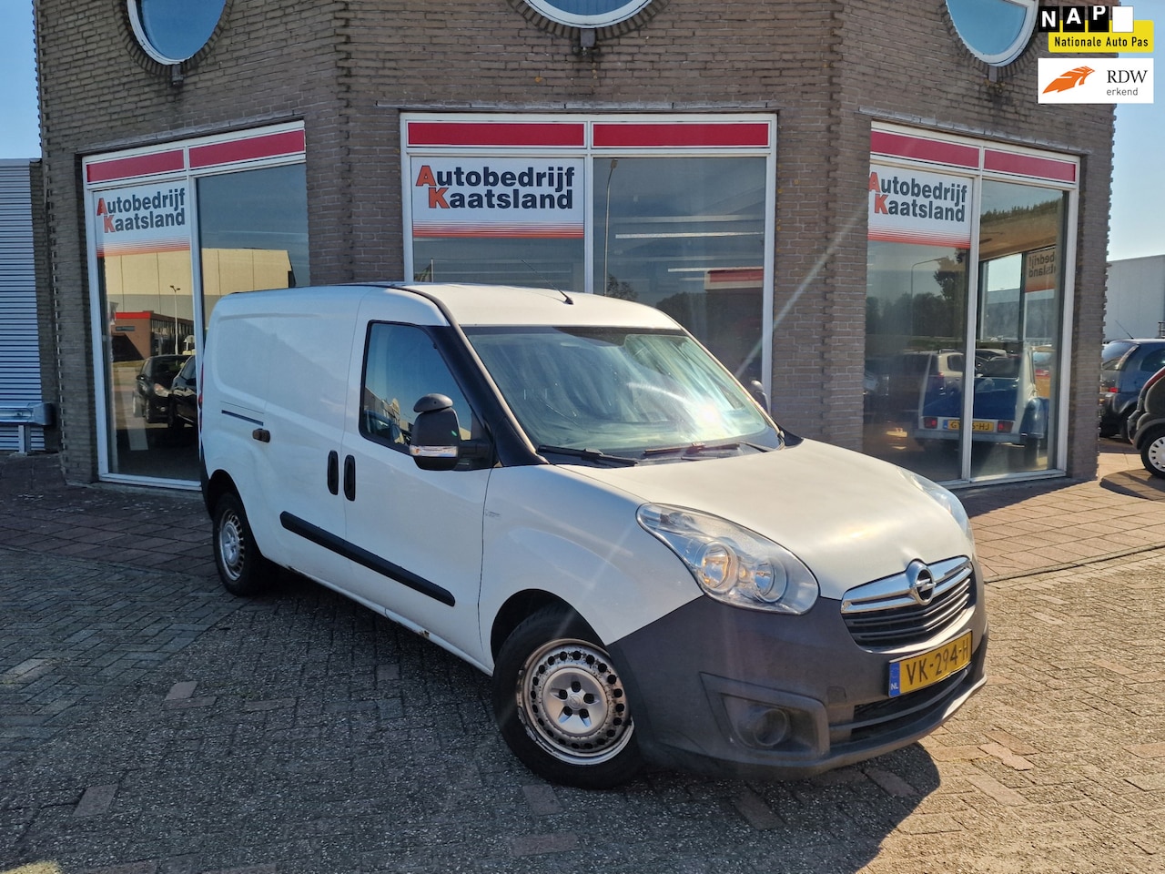 Opel Combo - 1.6 CDTi L2H1 Sport - Airco - Cruise - - AutoWereld.nl