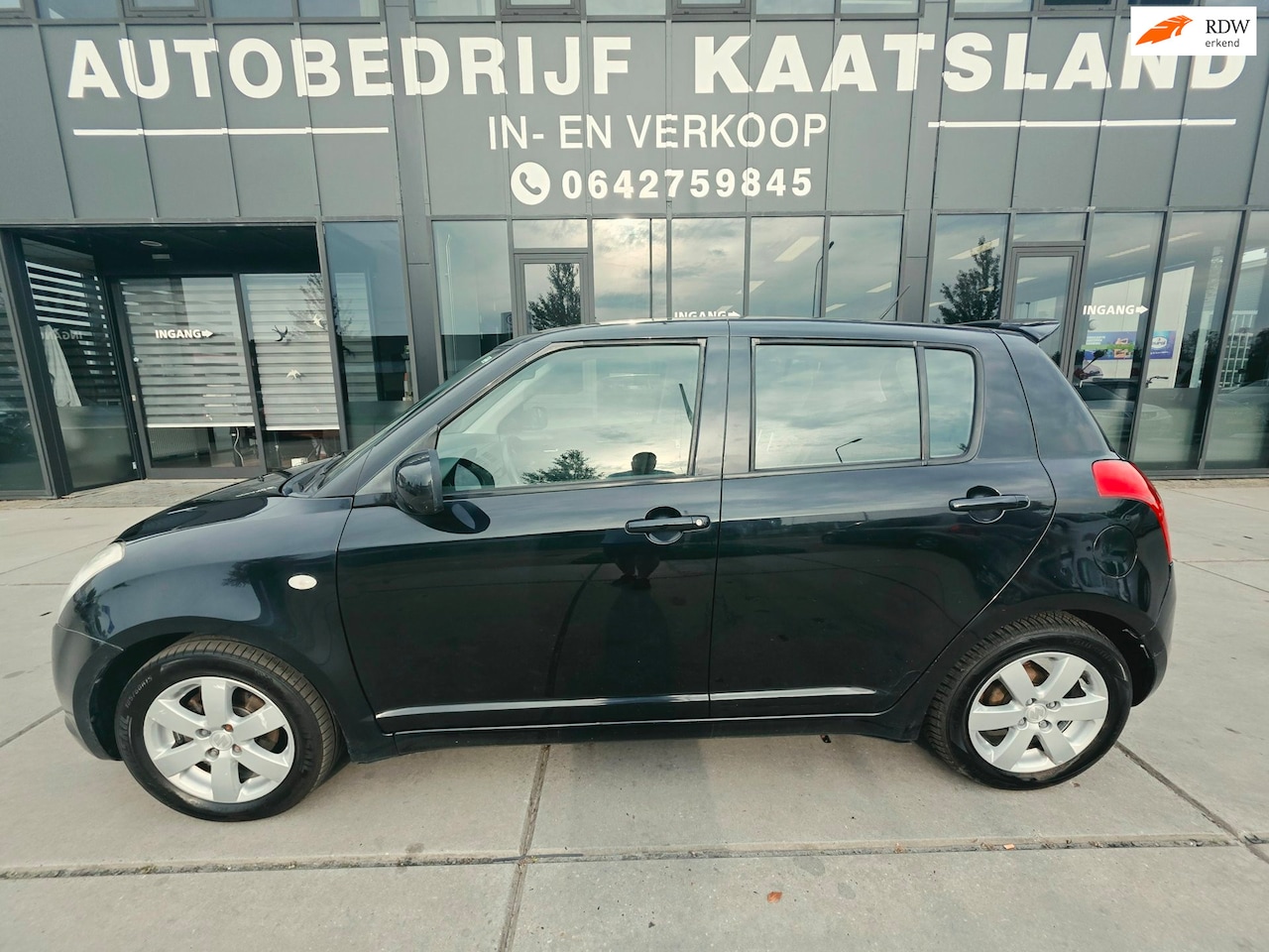 Suzuki Swift - 1.3 Base - Airco - NIEUWE APK - - AutoWereld.nl