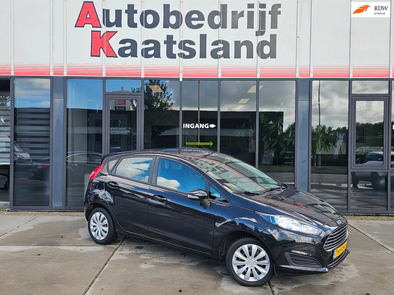 Ford Fiesta - 1.0 Champion - Airco - Trekhaak - AutoWereld.nl