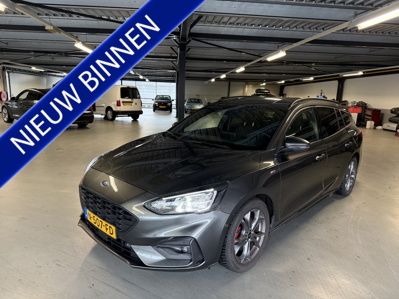 Ford Focus Wagon - 1.0 EcoBoost Hybrid ST Line X Business 1.0 EcoBoost Hybrid ST Line X Business - AutoWereld.nl