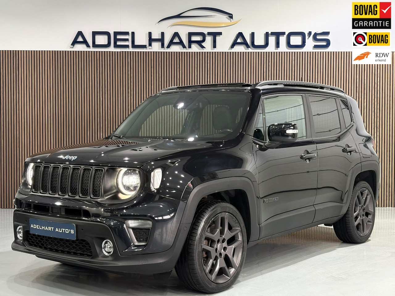 Jeep Renegade - 4xe 240 Plug-in Hybrid Electric S / Panorama dak / Cruise control / Climate control / etc. - AutoWereld.nl