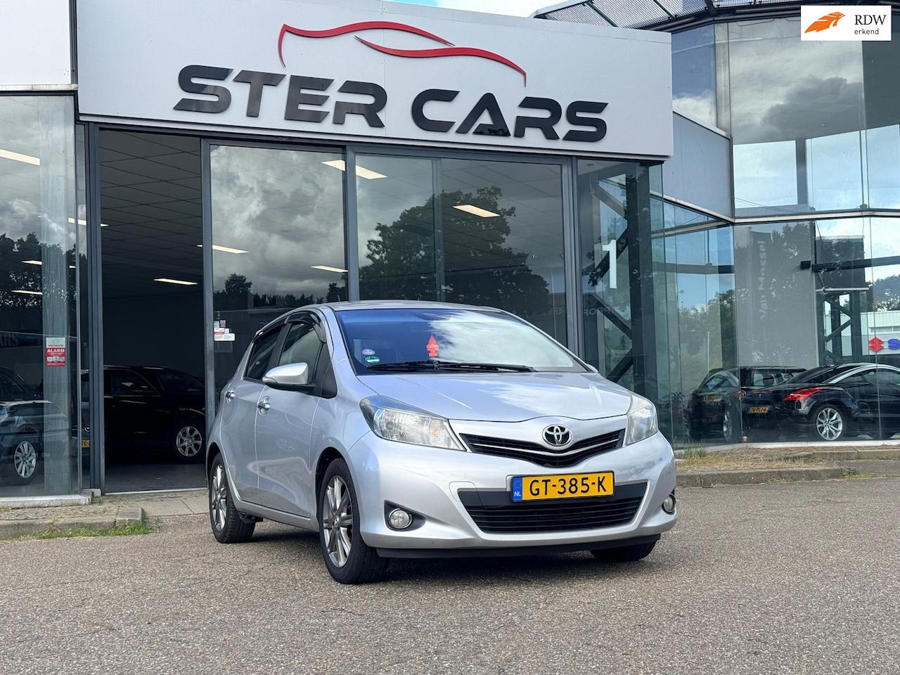Toyota Yaris - 1.3 VVT-i Aspiration|Airco|Trekhaak|5Deurs| - AutoWereld.nl